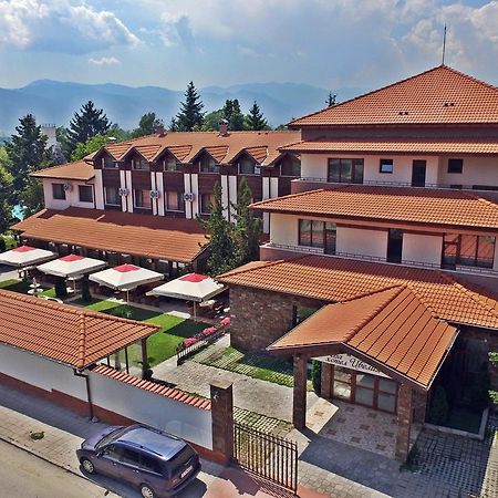 Spa Hotel Ivelia Dubnitsa ภายนอก รูปภาพ