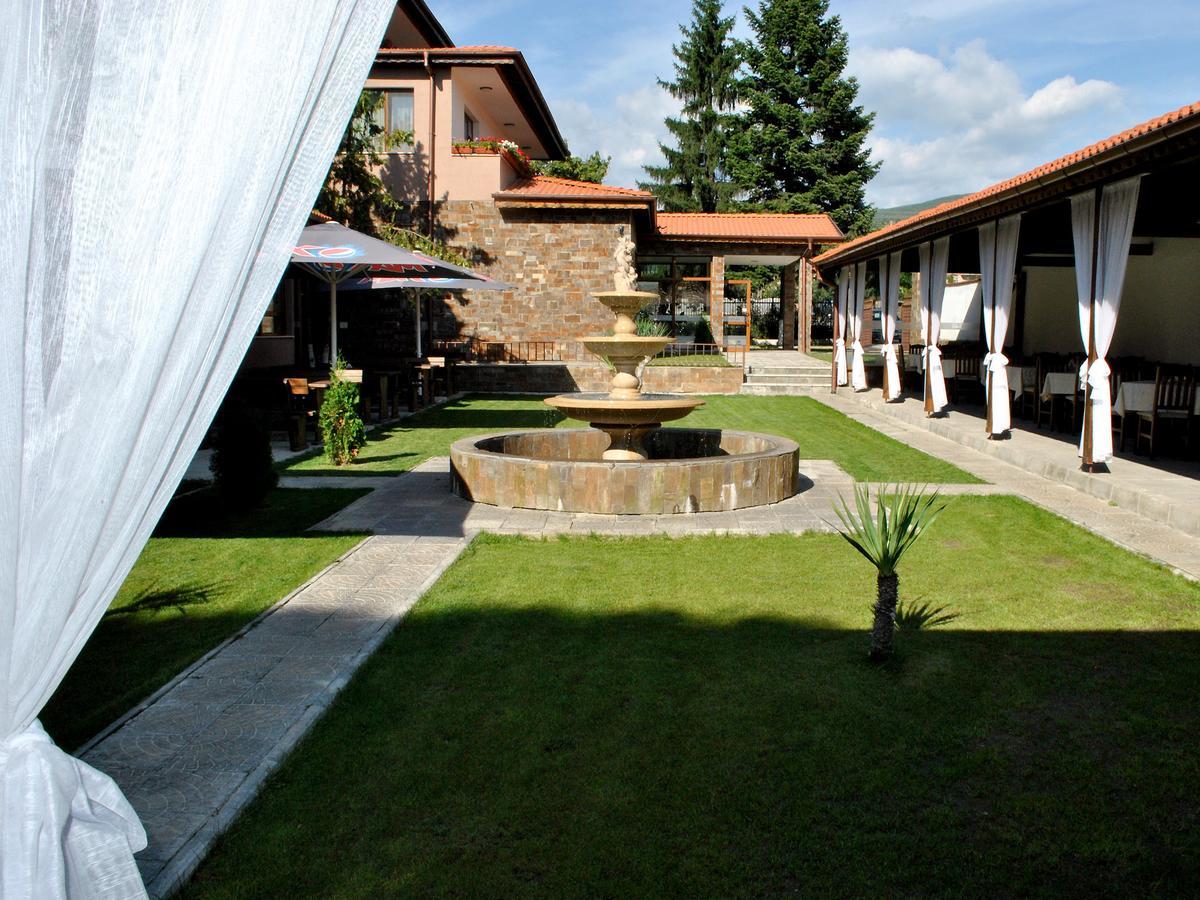 Spa Hotel Ivelia Dubnitsa ภายนอก รูปภาพ