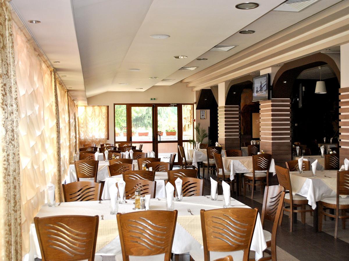 Spa Hotel Ivelia Dubnitsa ภายนอก รูปภาพ
